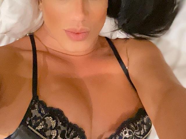 Carla Boneca de luxo — Trans elegante e inesquecível em Portugal Travesti sensual, encontros discretos e memoráveis