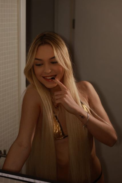 Nicolly Saldanha  Exclusiva e Discreta para aqueles que buscam mais do que uma simples companhia, ofereço uma experiência única e personalizada